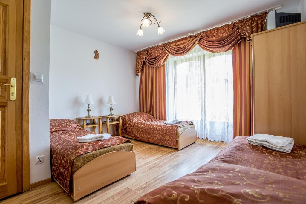 Hotel Pod Modrzewiami Zakopane Zimmer foto